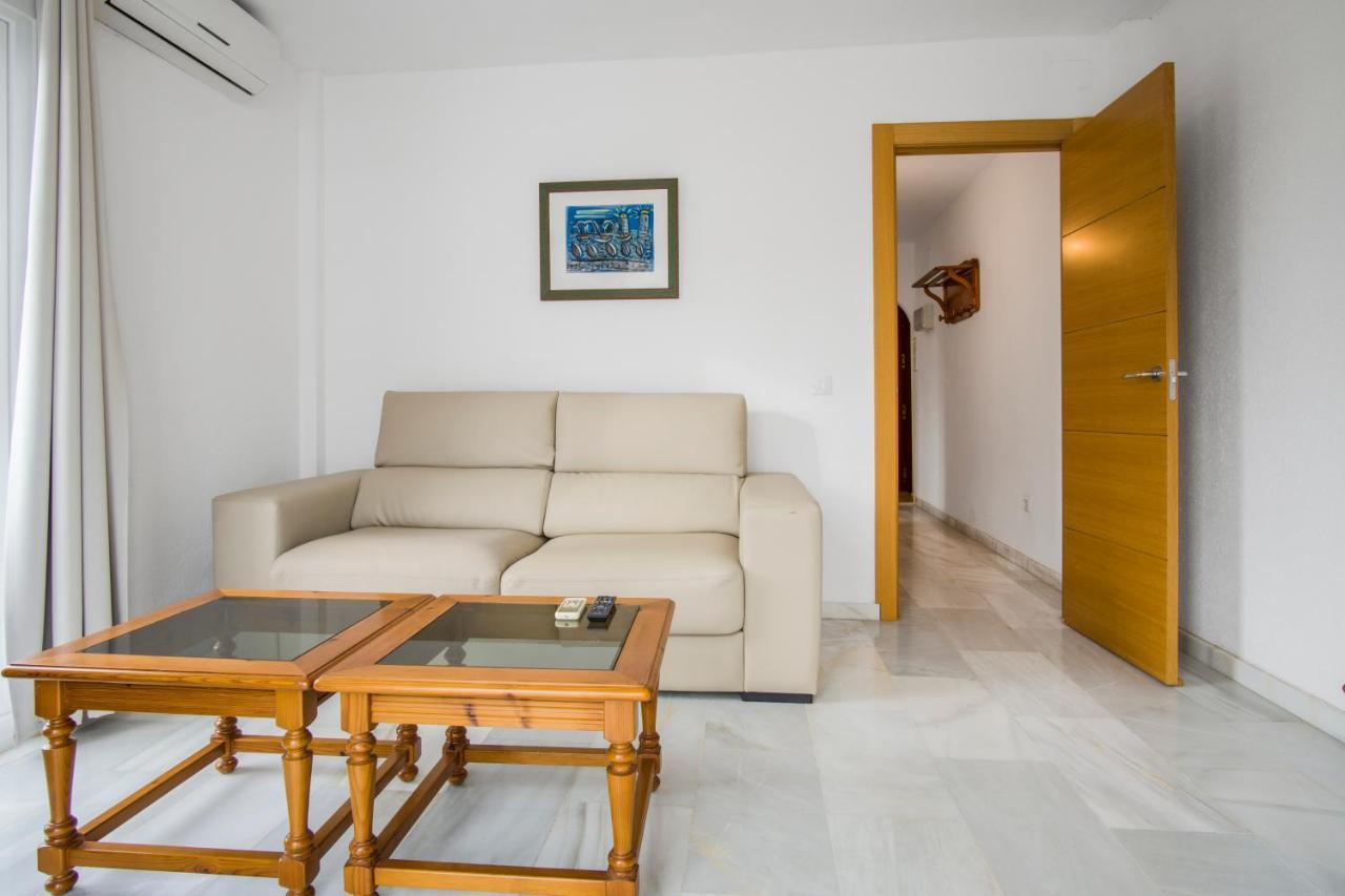 Duquesa Harbour Club Aparthotel Manilva Bagian luar foto