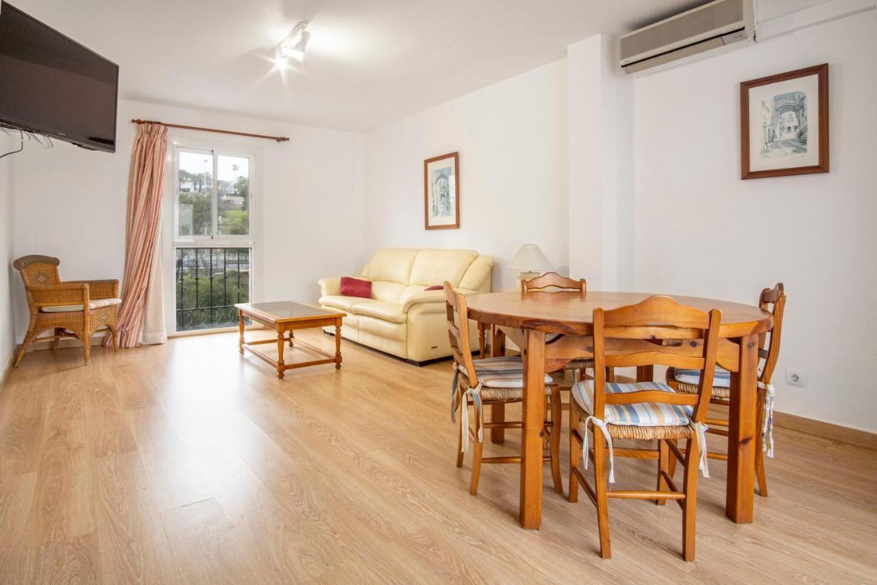 Duquesa Harbour Club Aparthotel Manilva Bagian luar foto