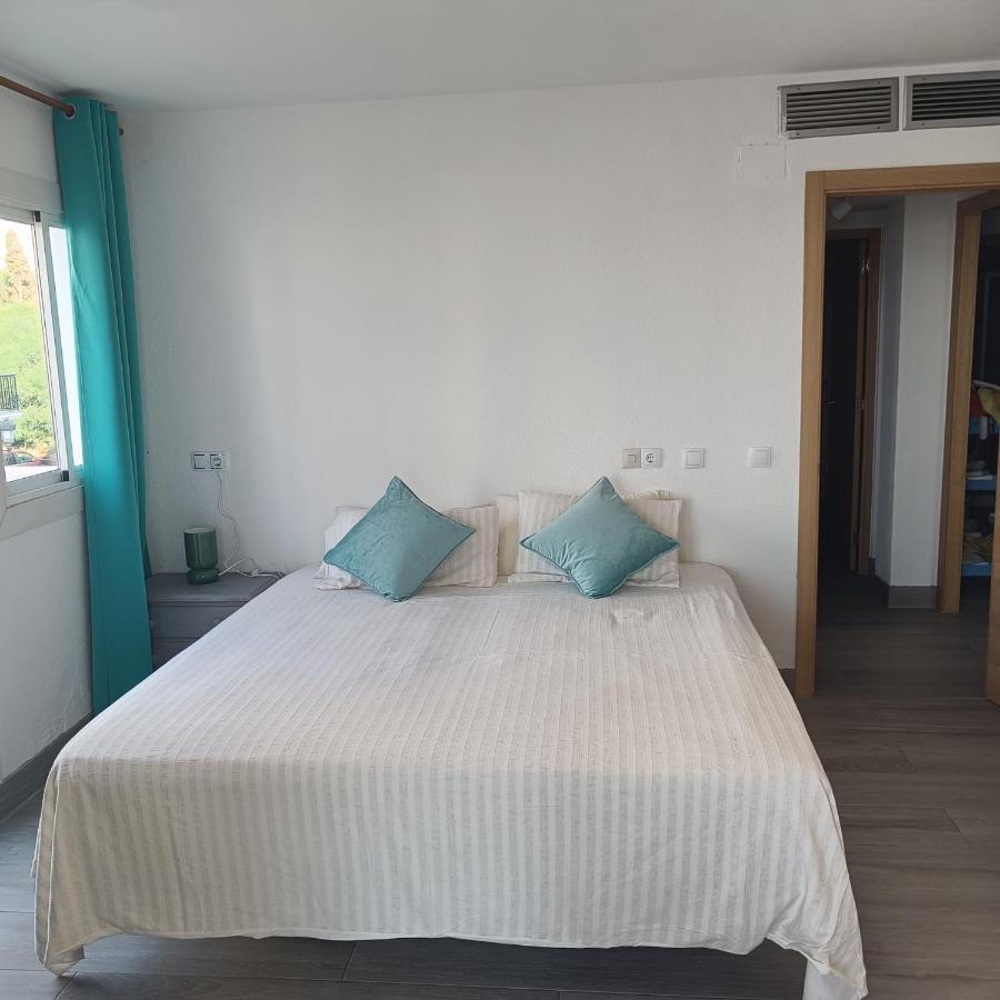 Duquesa Harbour Club Aparthotel Manilva Bagian luar foto