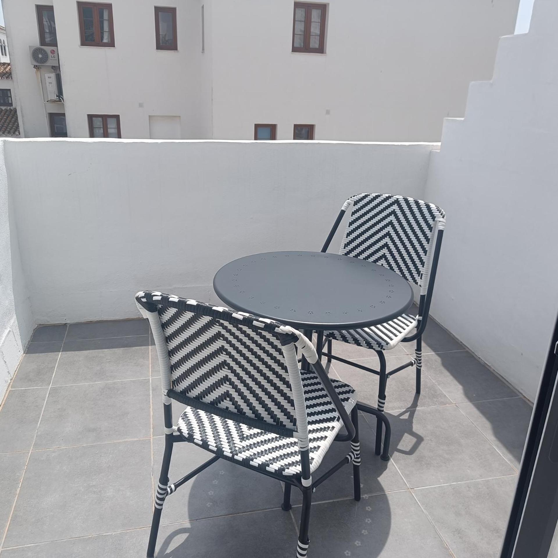 Duquesa Harbour Club Aparthotel Manilva Bagian luar foto